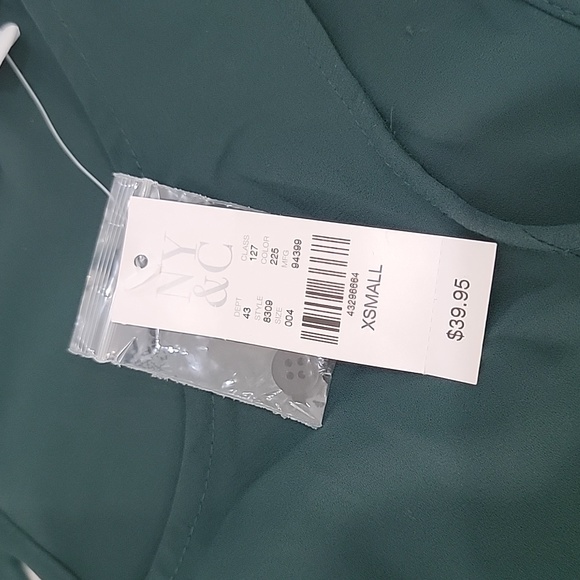 New York & Co forest green cold shoulder adjustable waist ribbon top size SX - Picture 8 of 12